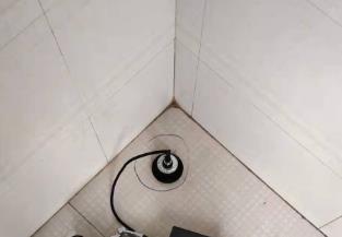 灌云卫生间漏水维修之 loft 夹层储藏室毗邻暗管渗水哪家好，推荐诚匠小爱修缮